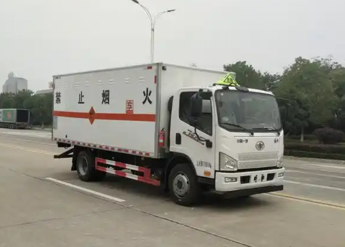 吴江爆破器材运输车可以上高速吗？